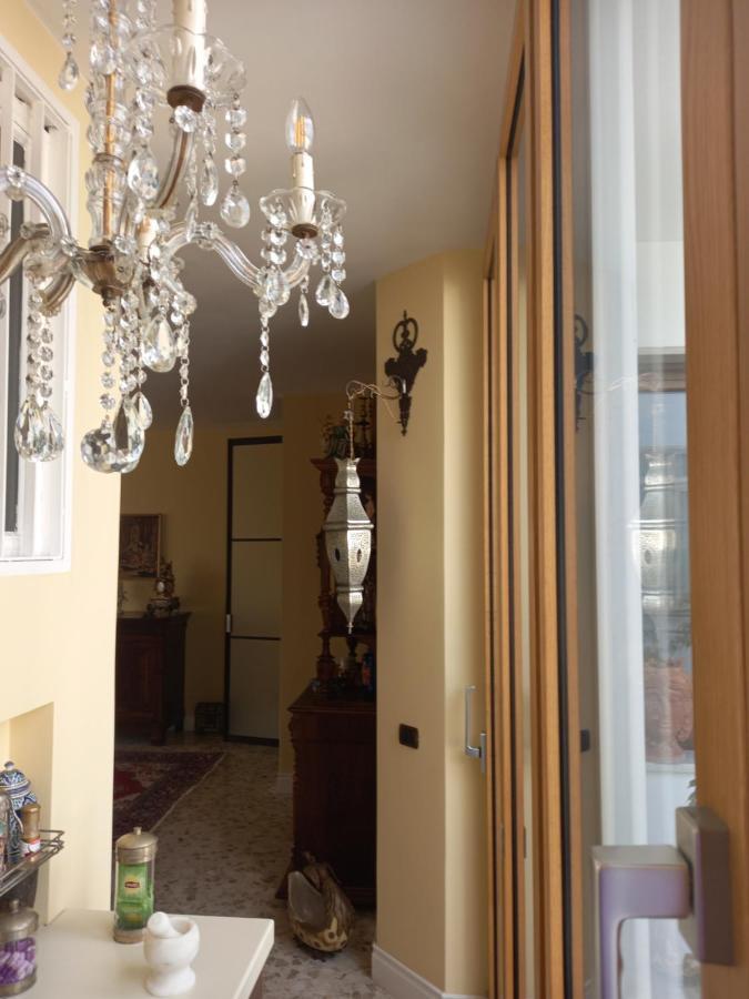 Confortevole Bari Exterior foto